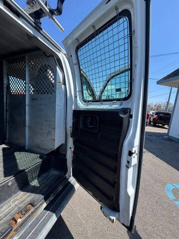2017 GMC Savana 2500