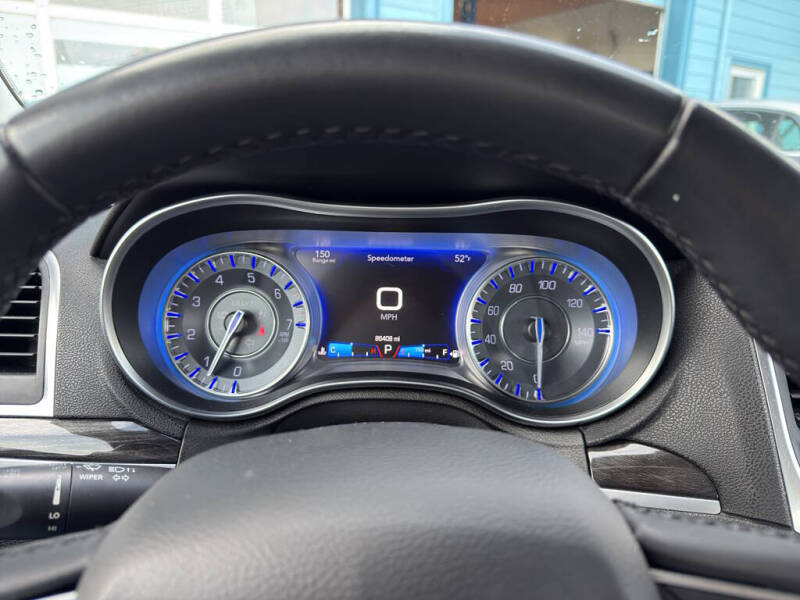 2015 Chrysler 300 Limited