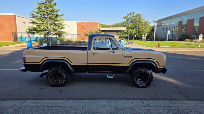 1977 Dodge D150 Pickup