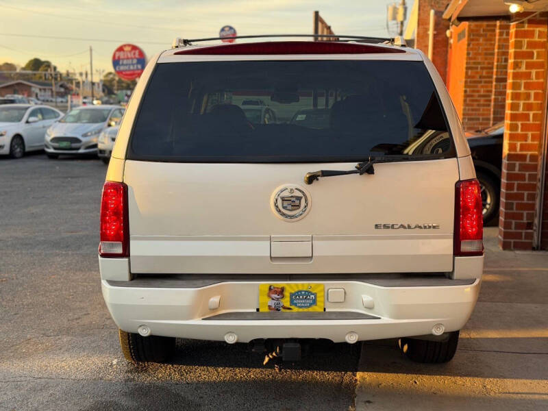 2003 Cadillac Escalade