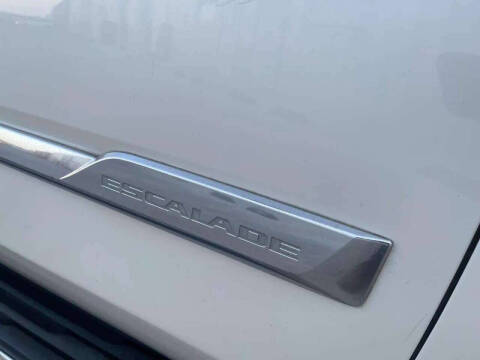 2015 Cadillac Escalade Luxury