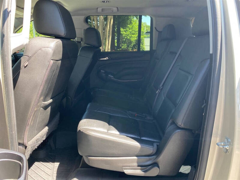 2017 Chevrolet Suburban LT