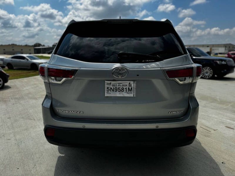 2015 Toyota Highlander Limited photo 3