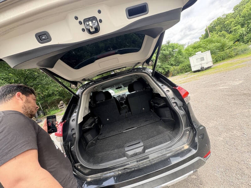 2018 Nissan Rogue SV