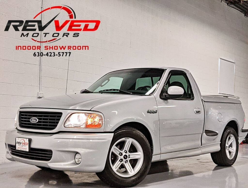 Ford F-150 SVT Lightning For Sale ®