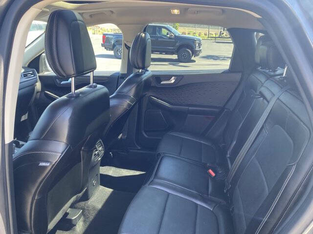 2020 Ford Escape Titanium