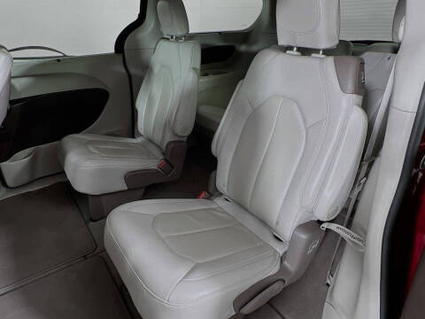 2020 Chrysler Pacifica Touring L Plus