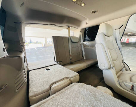 2015 Cadillac Escalade Luxury