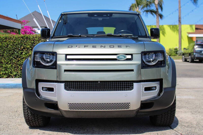 2021 Land Rover Defender 110 SE