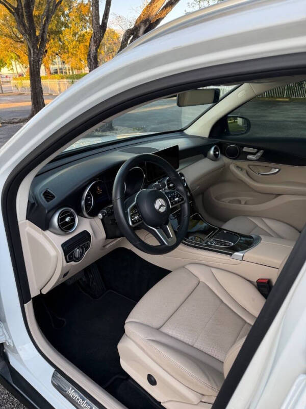 2022 Mercedes-Benz GLC GLC 300