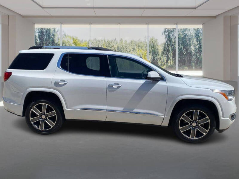 2018 GMC Acadia Denali