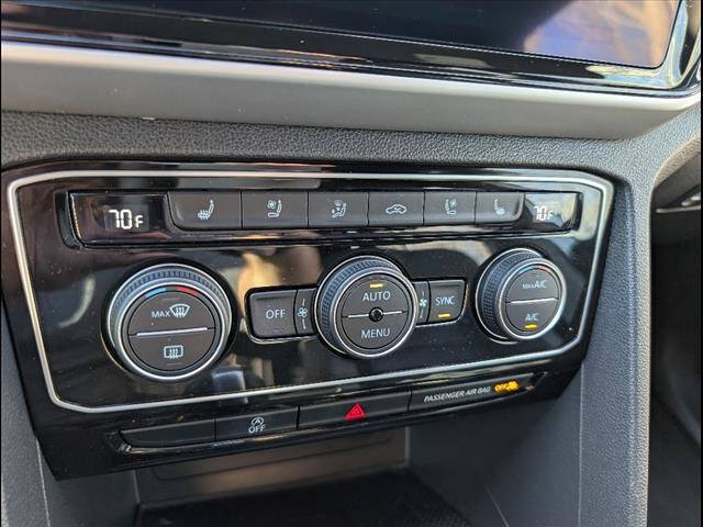 2022 Volkswagen Atlas Cross Sport V6 SEL Premium R-Line 4Motion