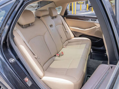 2020 Genesis G80