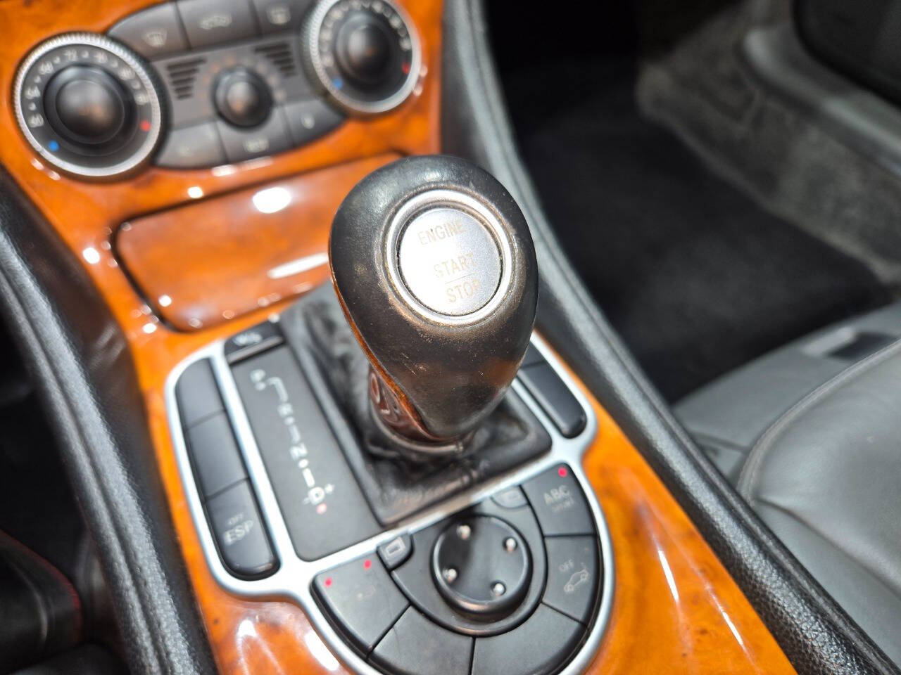 2003 Mercedes-Benz SL-Class 70