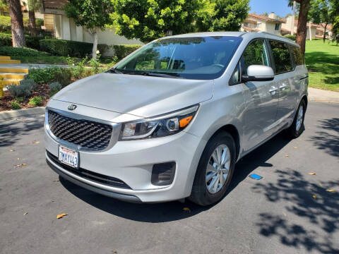 2016 Kia Sedona for sale at E MOTORCARS in Fullerton CA