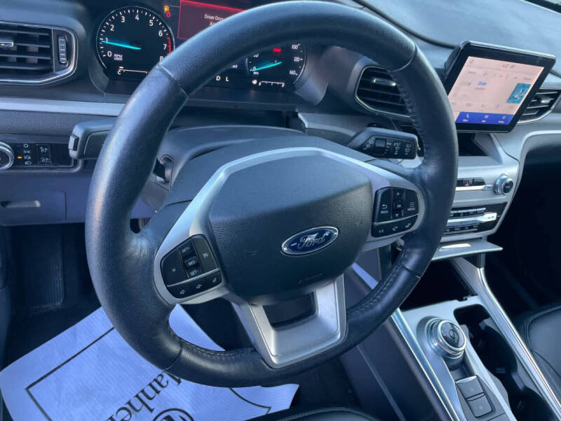 2023 Ford Explorer XLT