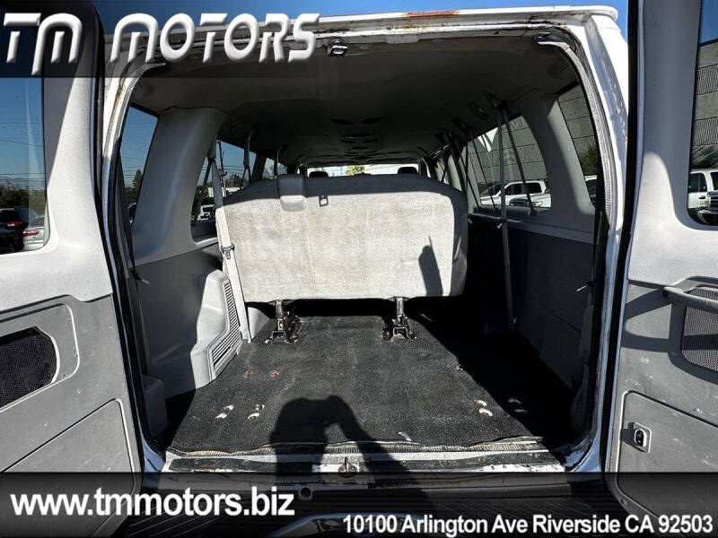 2012 Ford E-Series E-350 SD XLT