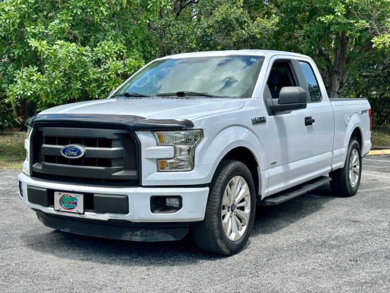 2016 Ford F-150  - $15,995