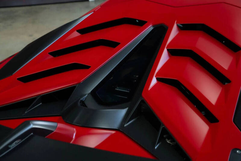 2019 Lamborghini Aventador LP 770-4 SVJ