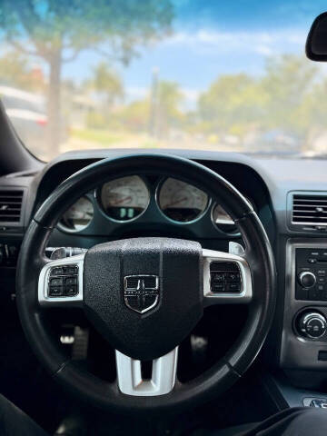 2012 Dodge Challenger R/T