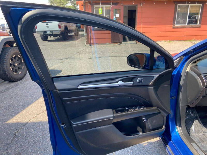 2017 Ford Fusion Energi Titanium