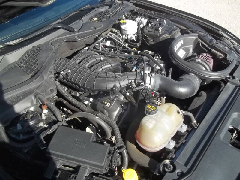 2017 Ford Mustang V6