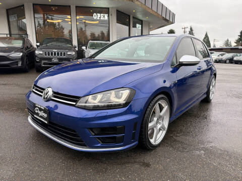2017 Volkswagen Golf R 4Motion