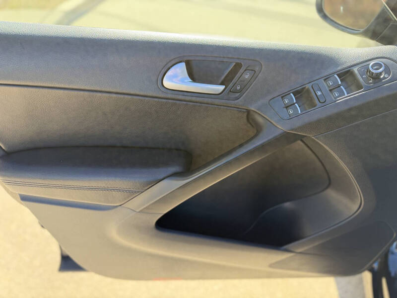 2013 Volkswagen Tiguan SE 4Motion