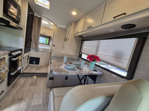 2023 Thor Motor Coach Chateau 22E