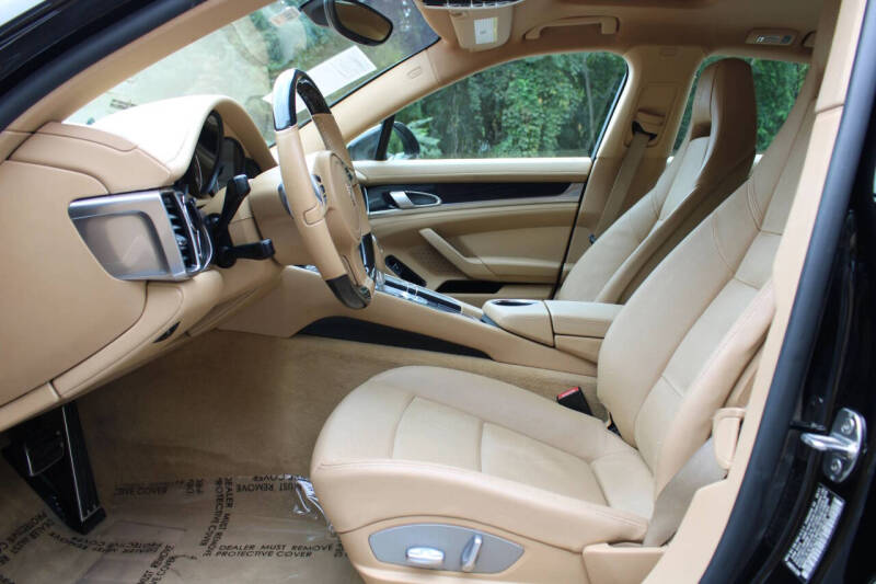 2012 Porsche Panamera