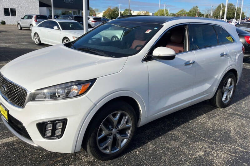 2016 Kia Sorento for sale at AUTOSAVIN in Villa Park IL