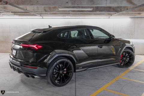 2024 Lamborghini Urus S