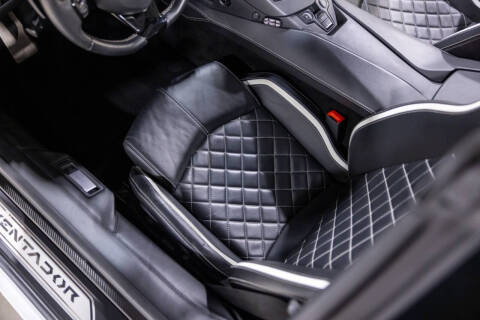 2019 Lamborghini Aventador LP 740-4 S