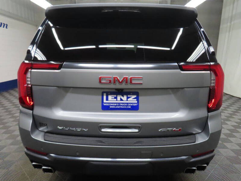2025 GMC Yukon AT4