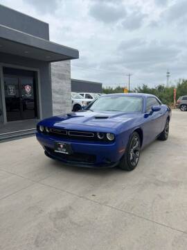 2018 Dodge Challenger for sale at A & V MOTORS in Hidalgo TX