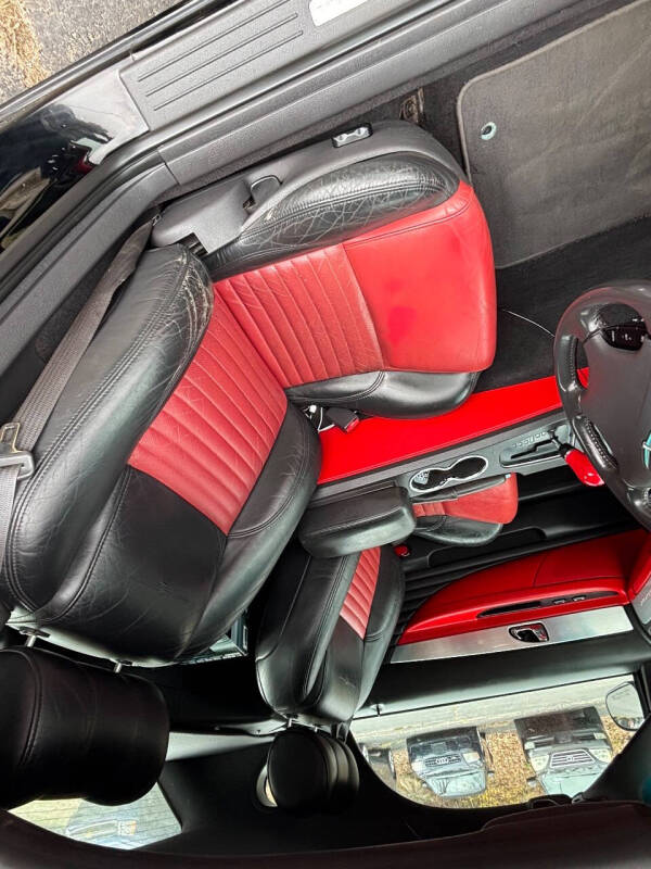 2002 Ford Thunderbird Deluxe