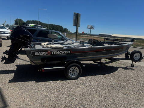 1988 Tracker Tournament V for sale at Friendly Motors & Marine in Rigby ID