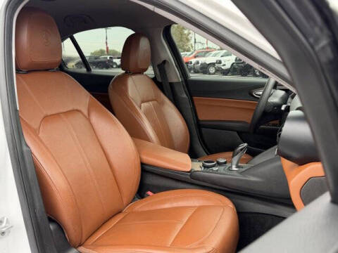 2017 Alfa Romeo Giulia Ti