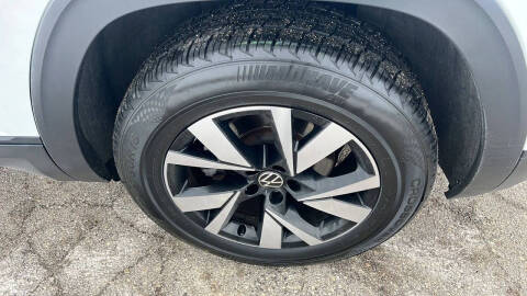 2020 Volkswagen Atlas Cross Sport SE 4Motion