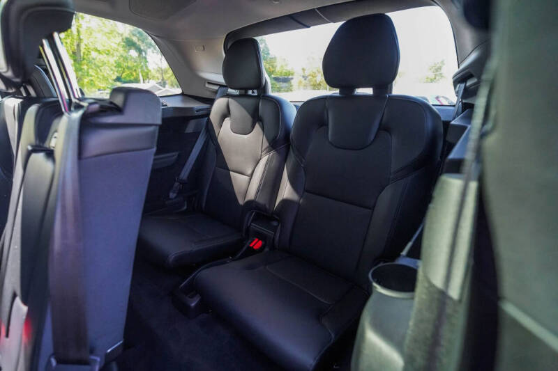 2018 Volvo XC90 T5 Momentum 7-Passenger