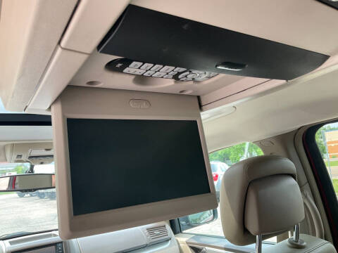 2011 Volkswagen Routan SEL