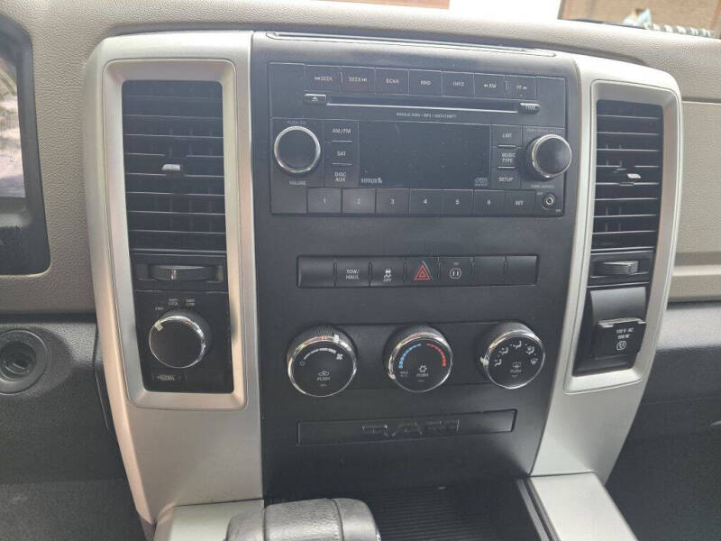 2012 RAM 1500 SLT