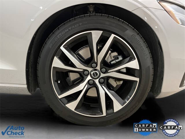 2025 Volvo S60 B5 Core