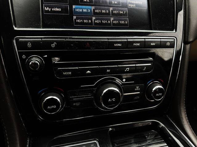 2014 Jaguar XJ