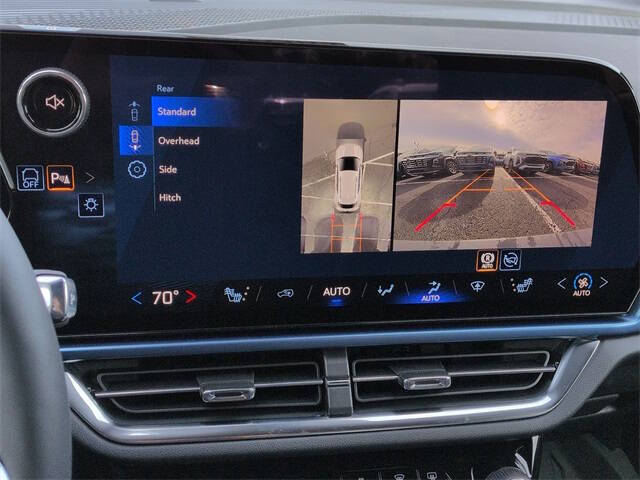 2026 Chevrolet Equinox EV LT 2