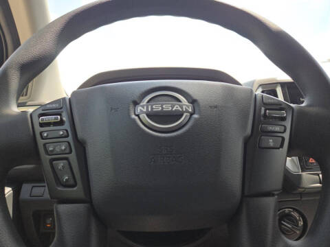 2025 Nissan Frontier SV