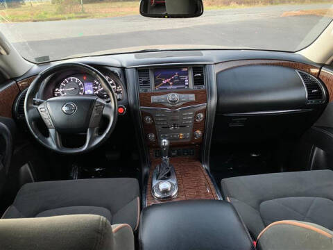 2017 Nissan Armada SV