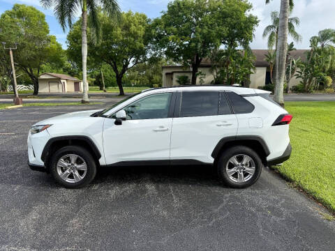 2023 Toyota RAV4 XLE