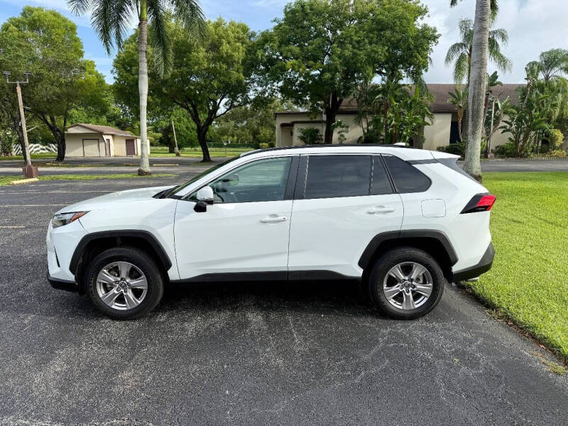 2023 Toyota RAV4 XLE