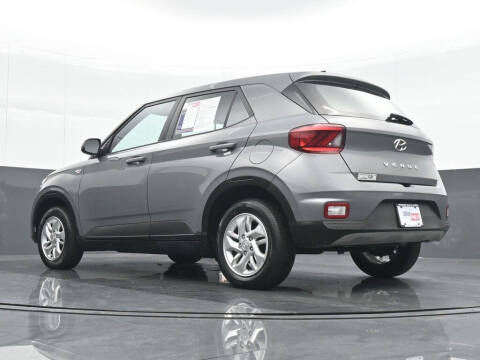 2022 Hyundai Venue SE